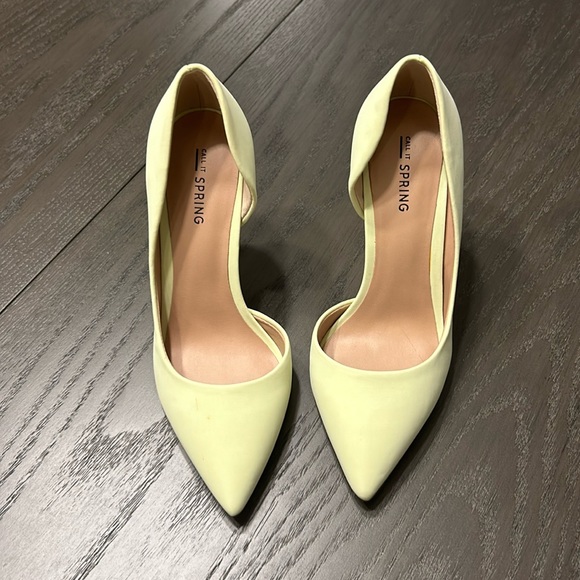 Size 6 Suede Spring Heel - Picture 1 of 3